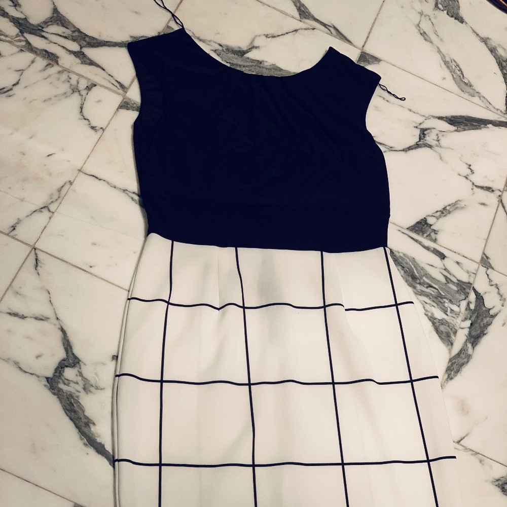 Christin Michaels Black & White Dress Sz 6
